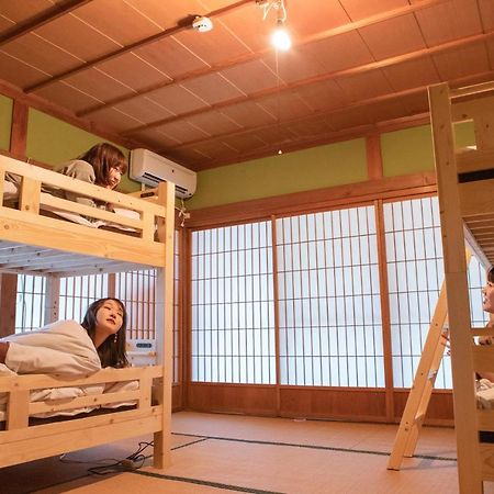 四国旅行のhub拠点 古民家ゲストハウス Heso Camp Miyoshi  Buitenkant foto