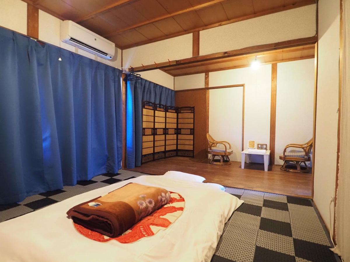 四国旅行のhub拠点 古民家ゲストハウス Heso Camp Miyoshi  Buitenkant foto
