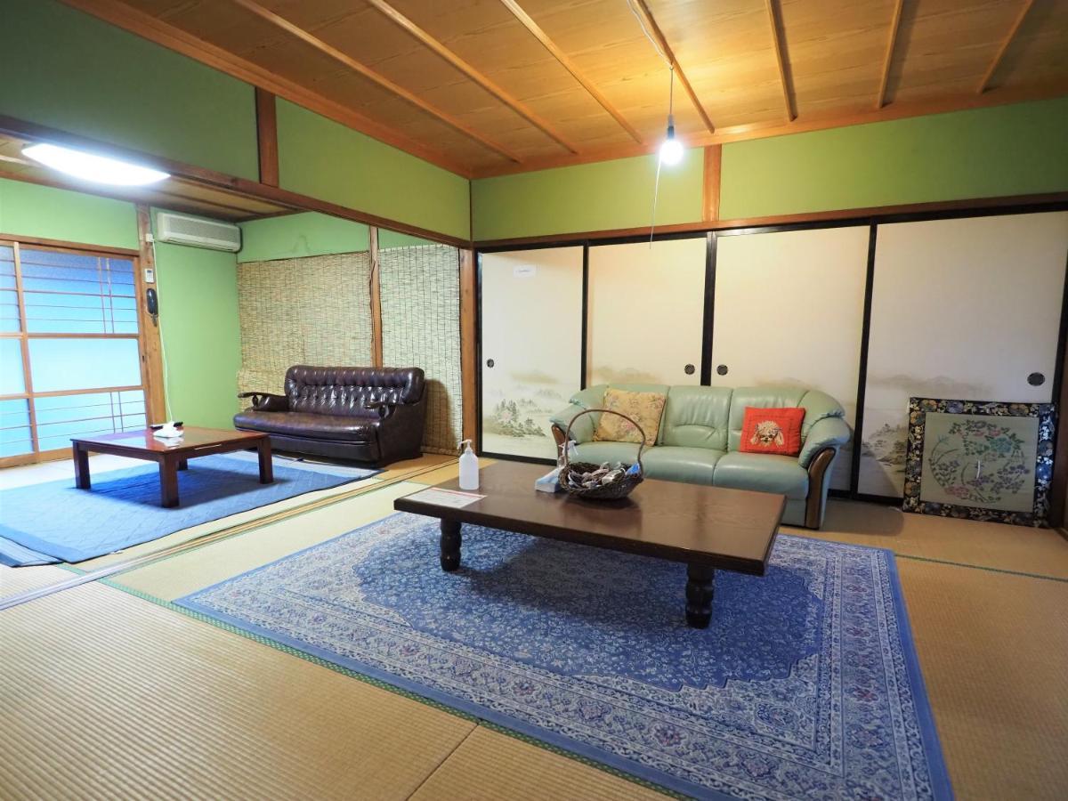 四国旅行のhub拠点 古民家ゲストハウス Heso Camp Miyoshi  Buitenkant foto