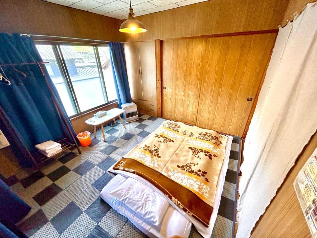 四国旅行のhub拠点 古民家ゲストハウス Heso Camp Miyoshi  Buitenkant foto