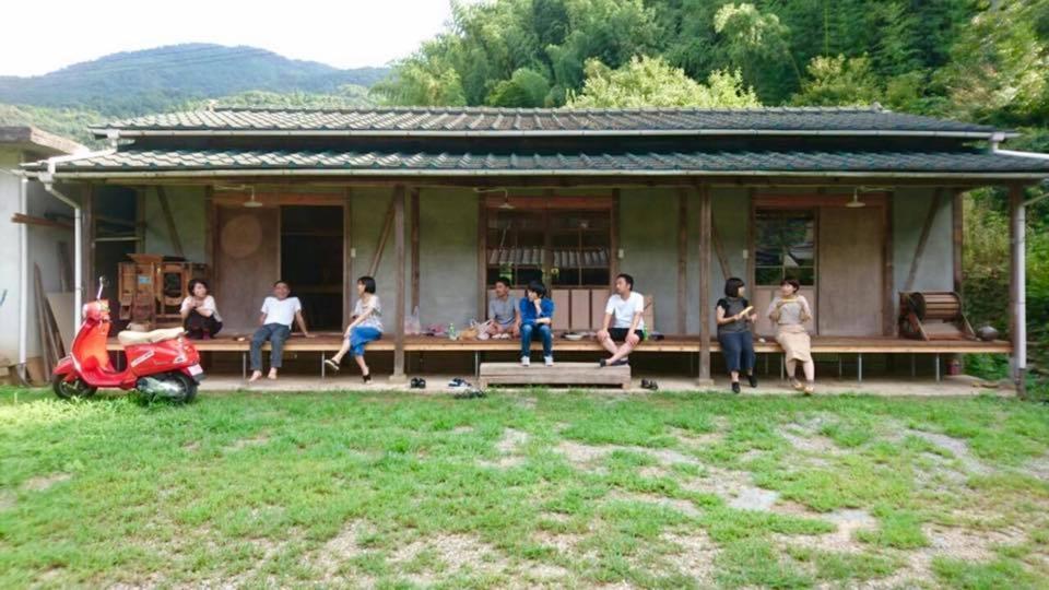 四国旅行のhub拠点 古民家ゲストハウス Heso Camp Miyoshi  Buitenkant foto